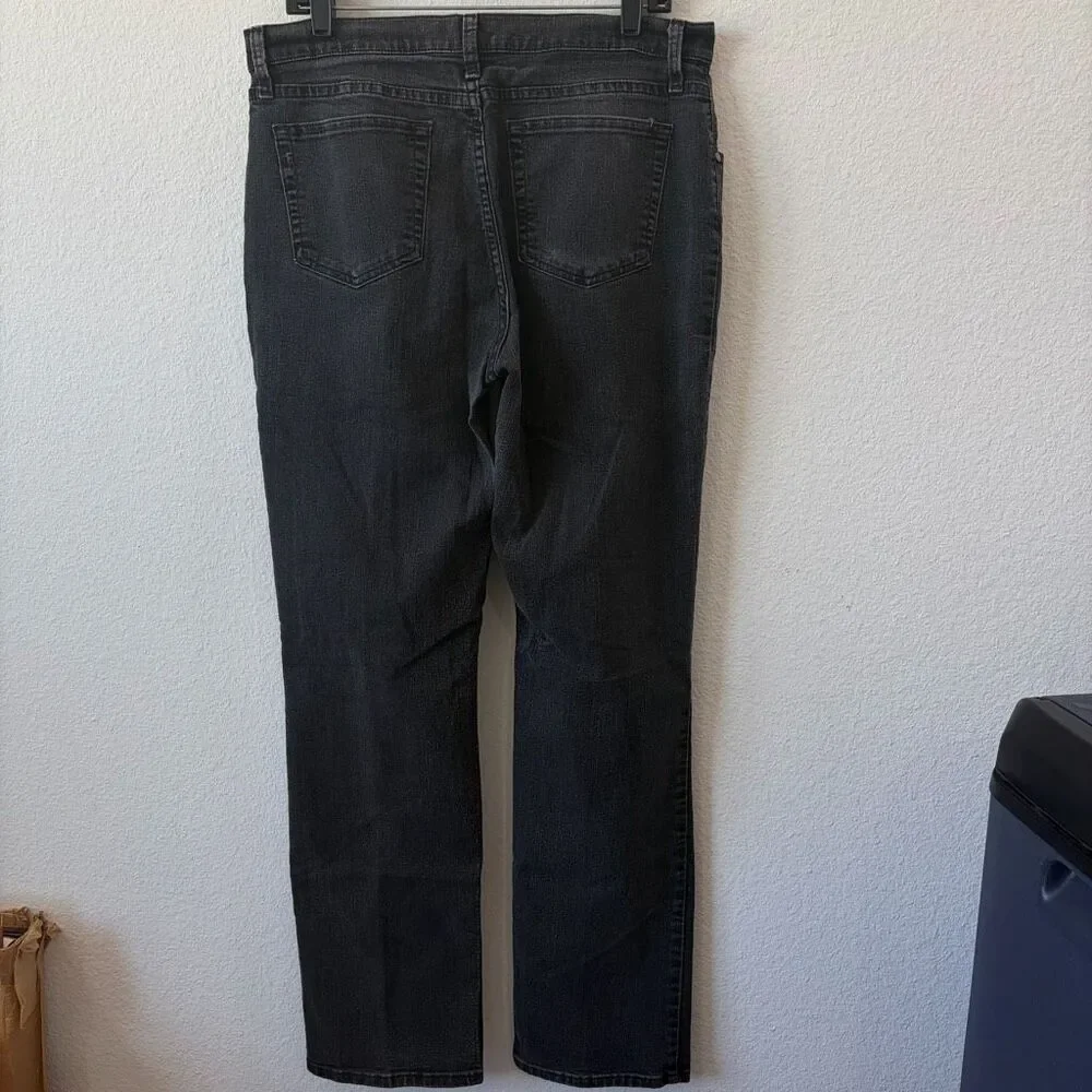 Lee Classic Fit Black High-Rise Straight Leg Jean Size 14L